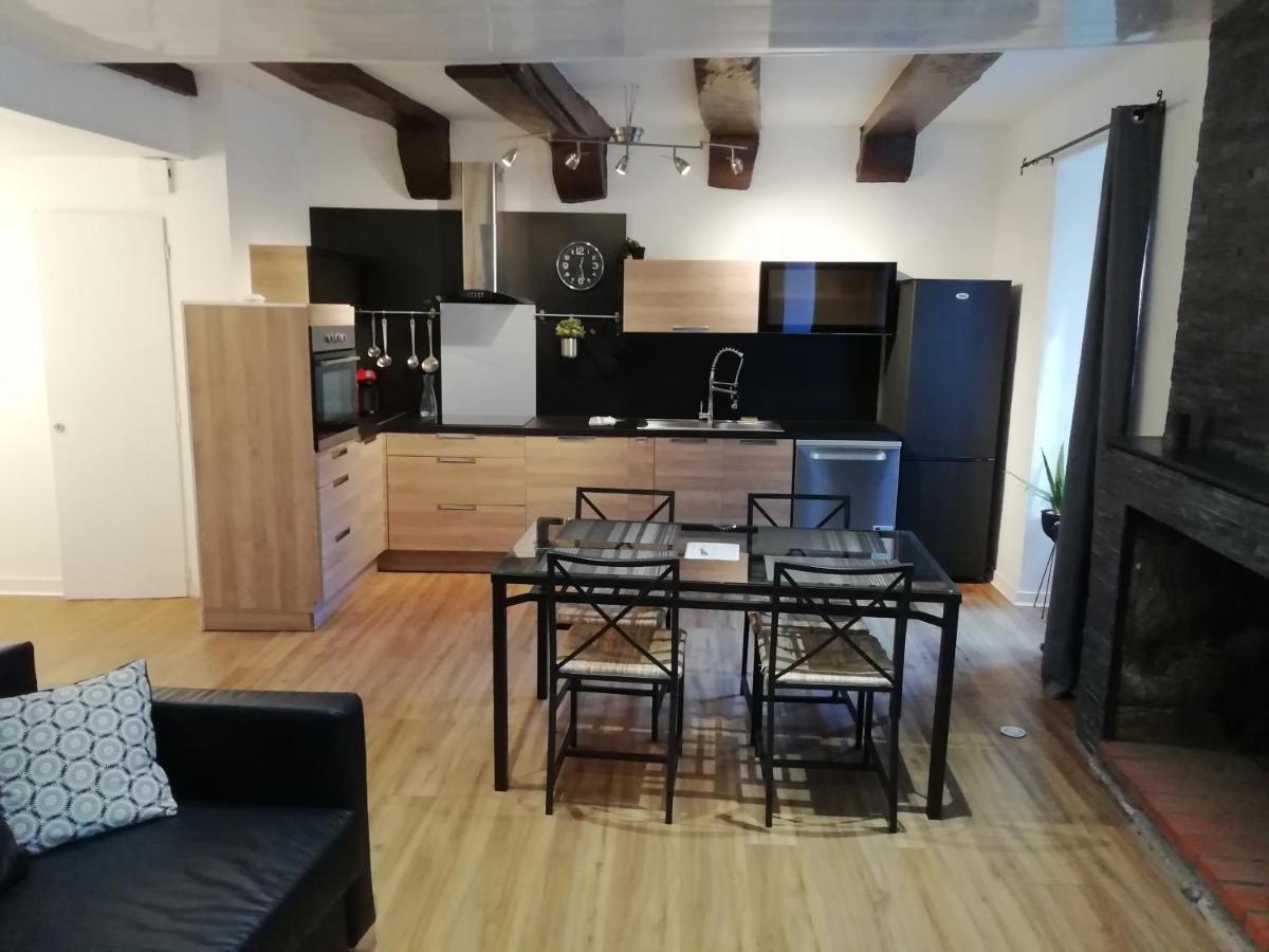 Charmant Appartement Plein Centre Auray Exteriör bild