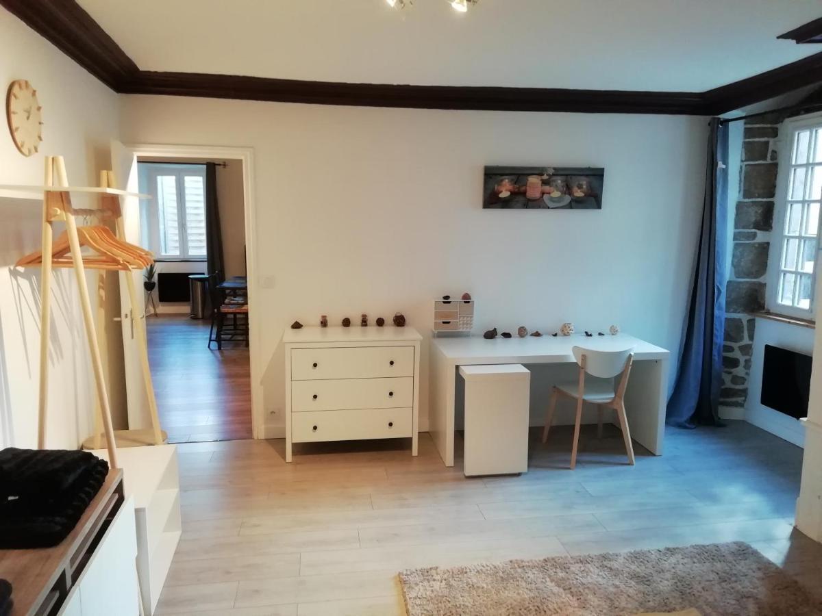 Charmant Appartement Plein Centre Auray Exteriör bild